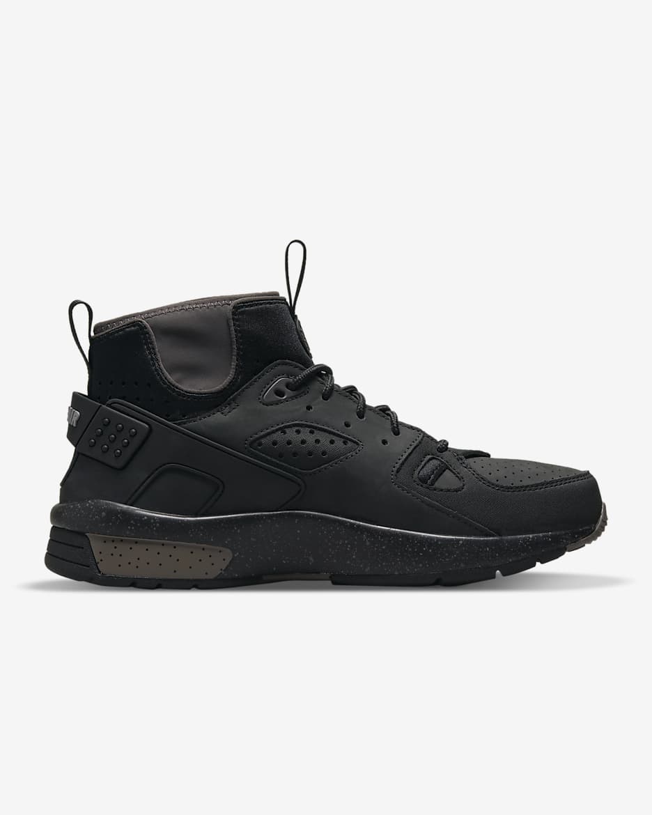 Nike ACG Air Mowabb Shoes. Nike JP